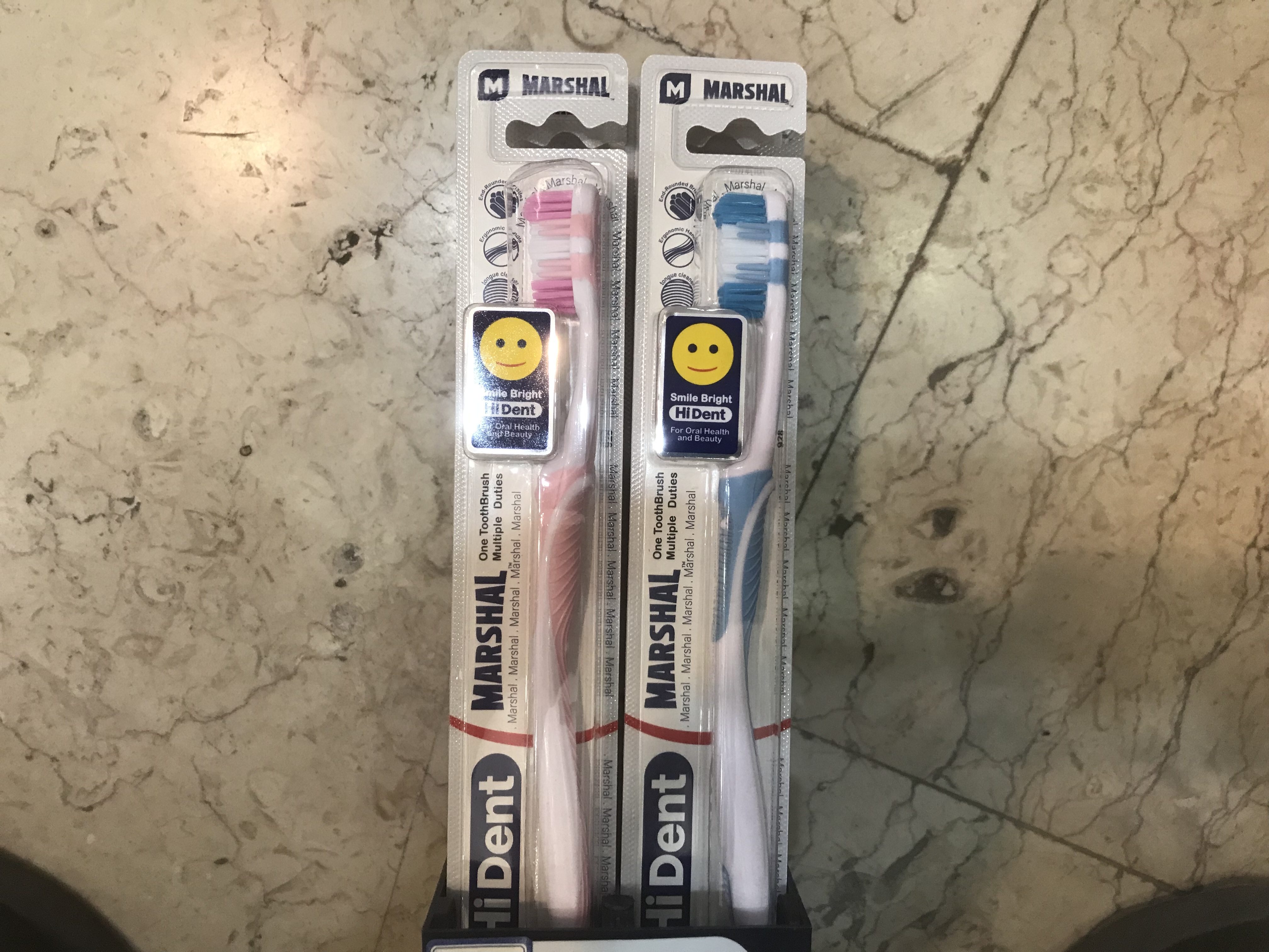 مسواک تکی hi dent