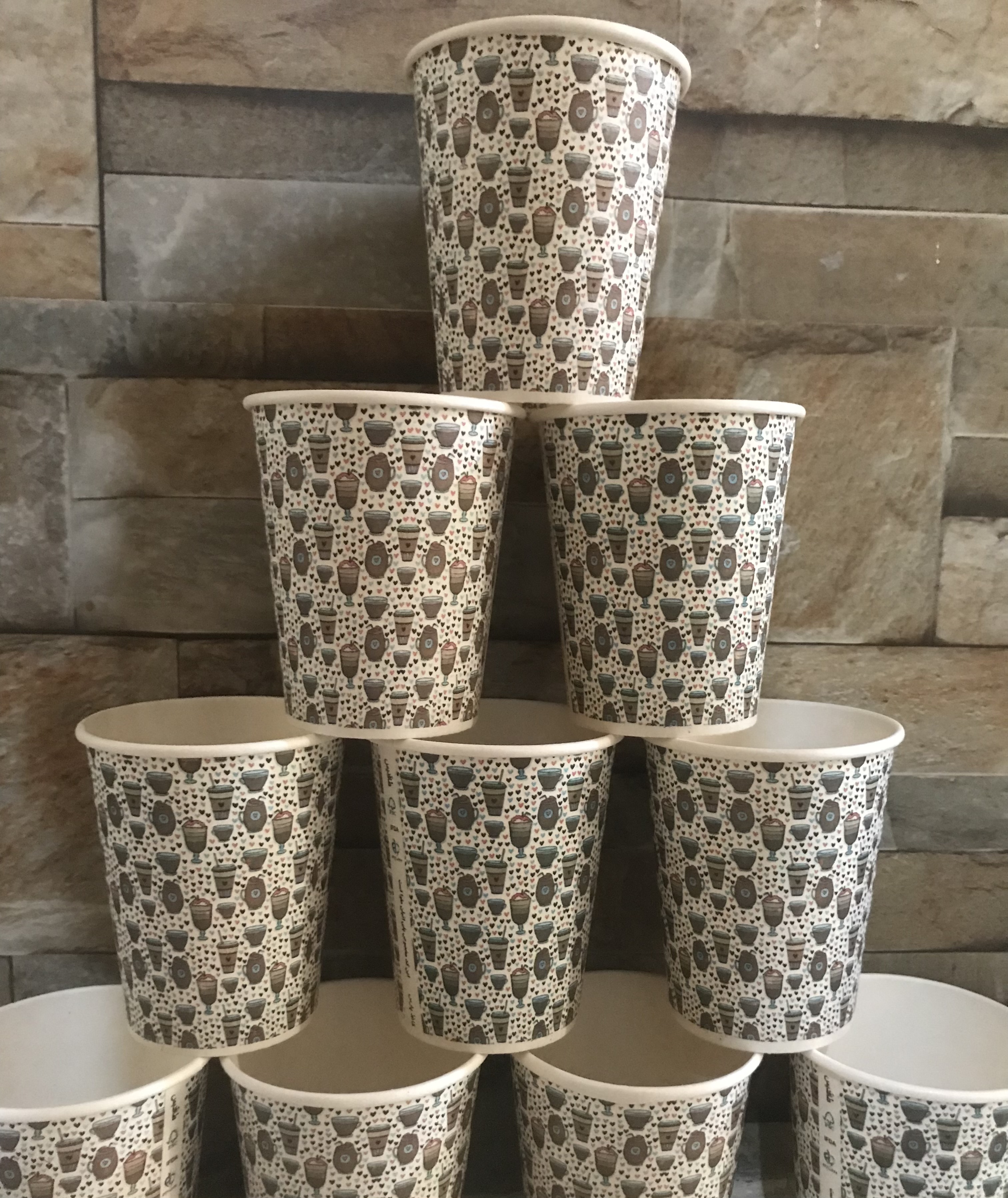 لیوان کاغذی یکبار مصرف