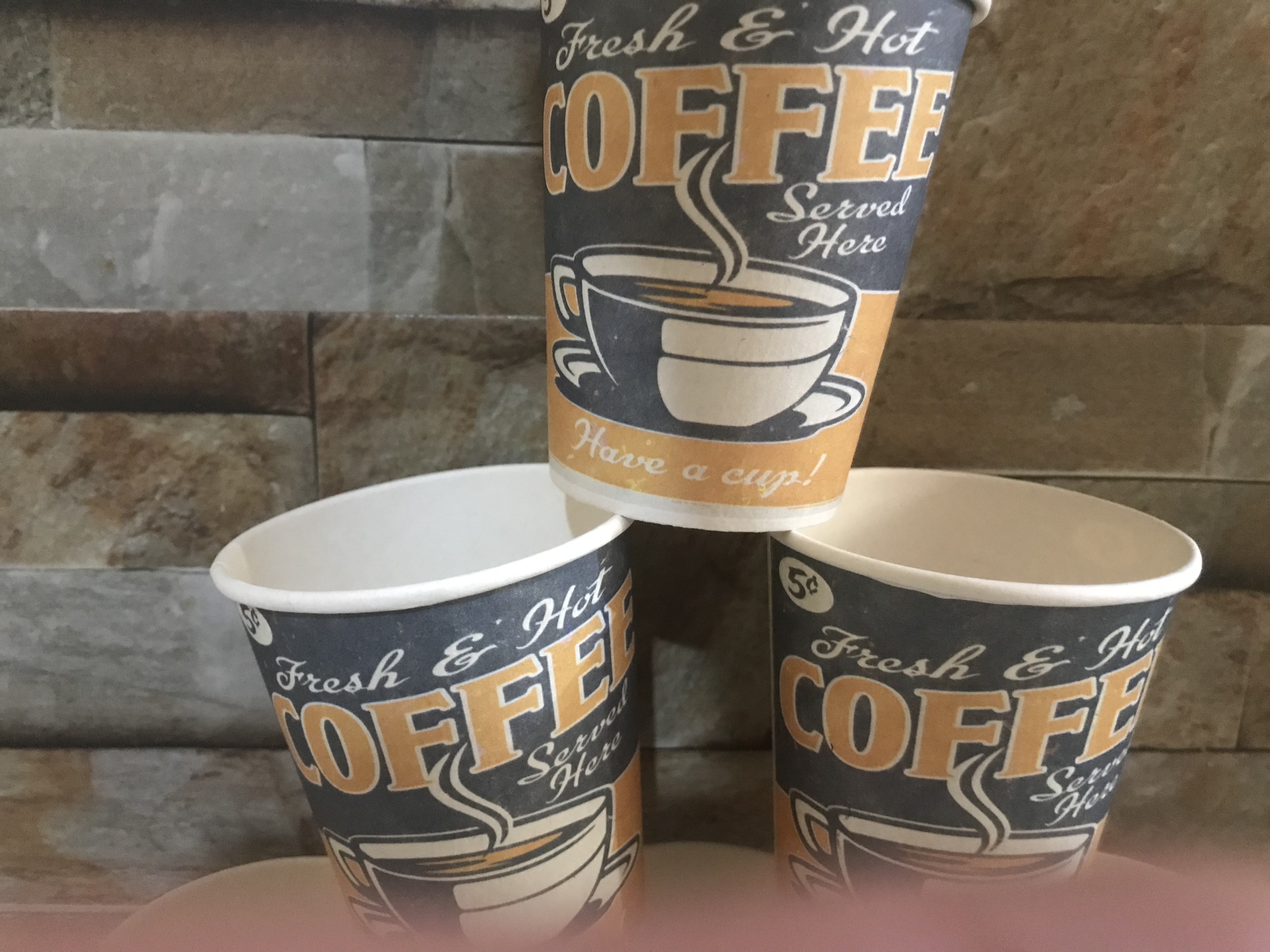 لیوان کاغذی یکبار مصرف